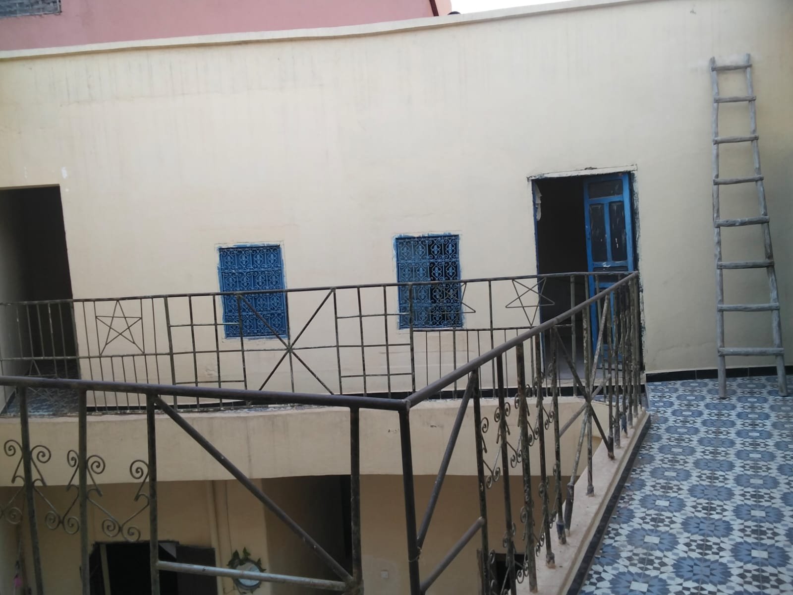 Riad lumineux  à Medina